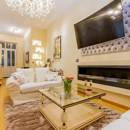 Apartment Isabella Luxury At Parliament *