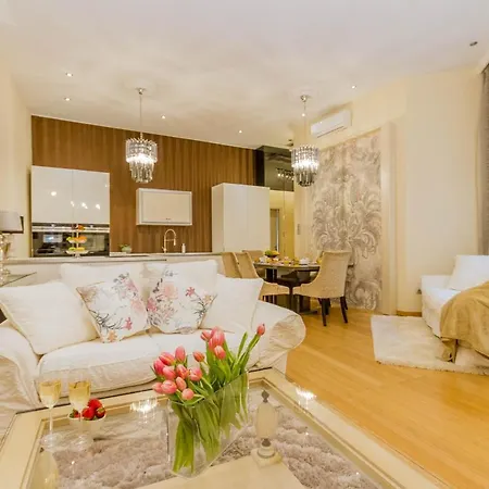Apartment Isabella Luxury At Parliament *